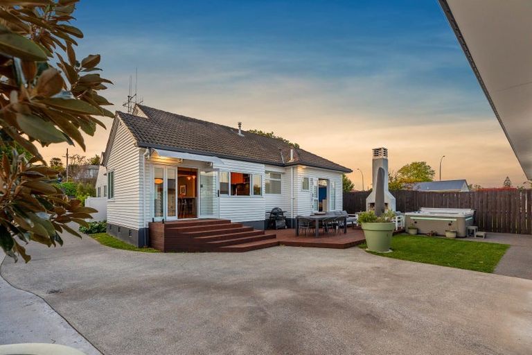 Photo of property in 194 Edgecumbe Road, Tauranga South, Tauranga, 3112