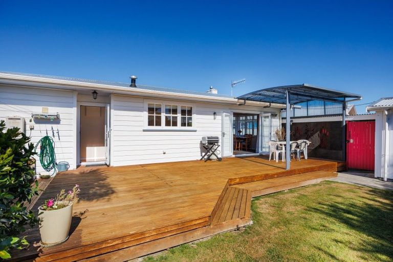 Photo of property in 29 Buick Crescent, Awapuni, Palmerston North, 4412