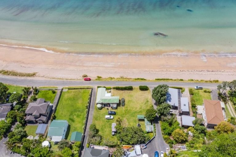 Photo of property in 129 Long Beach Road, Russell, 0202