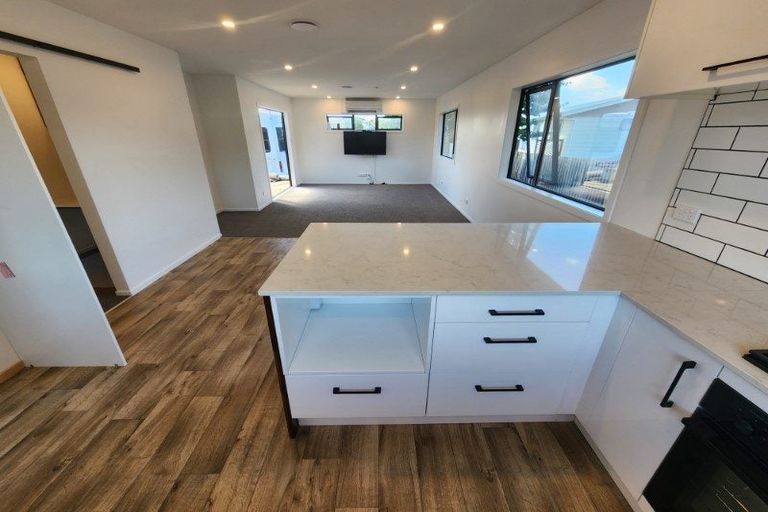 Photo of property in 81a Strathmore Avenue, Levin, 5510