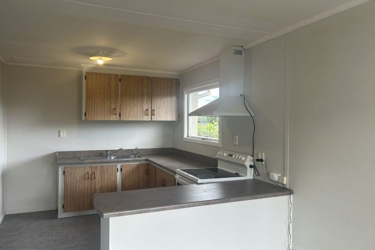 Photo of property in 256 Conyers Street, Strathern, Invercargill, 9812