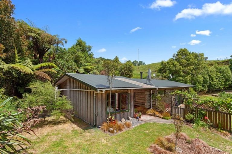 Photo of property in 1279 Manawahe Road, Manawahe, Whakatane, 3194