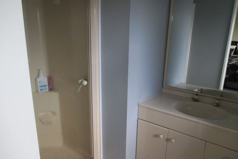 Photo of property in 19 Greenwood Place, Fitzherbert, Palmerston North, 4410