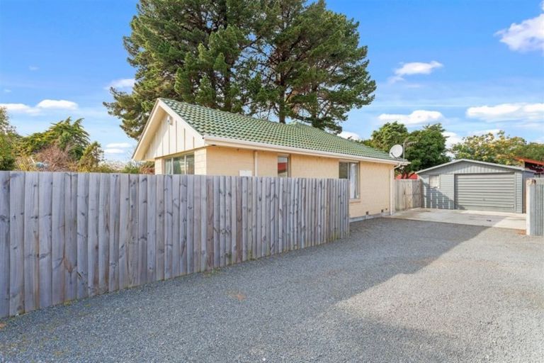 Photo of property in 114 Hay Street, Bromley, Christchurch, 8062