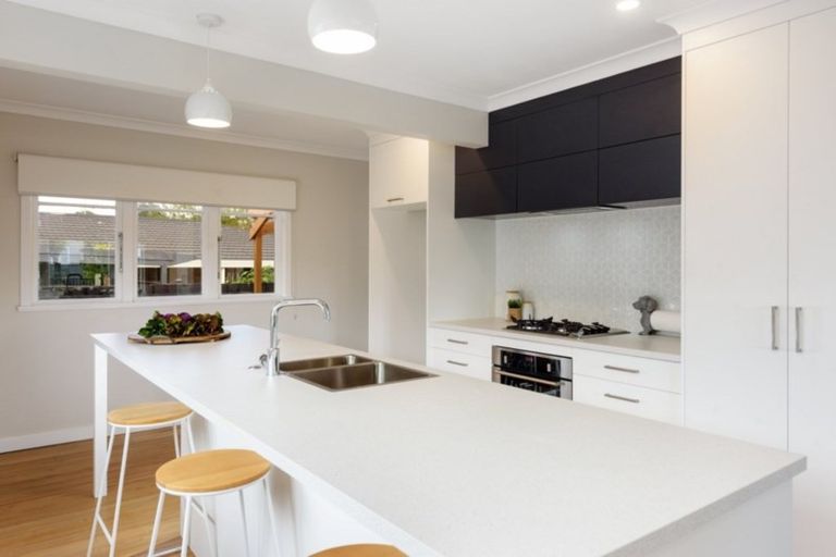 Photo of property in 40 Ngatai Road, Otumoetai, Tauranga, 3110