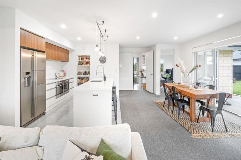 Photo of property in 38 Preston Avenue, West Melton, 7618