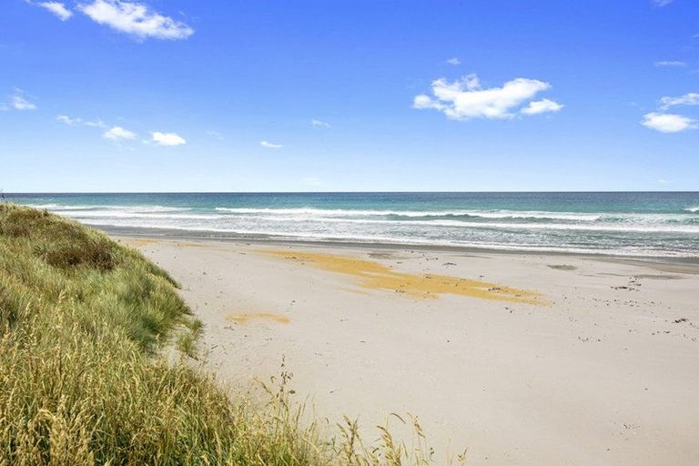 Photo of property in 1142 Brighton Road, Brighton, Dunedin, 9035