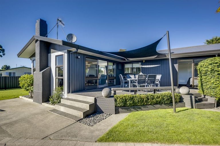 Photo of property in 26 Valerie Street, Clive, 4102