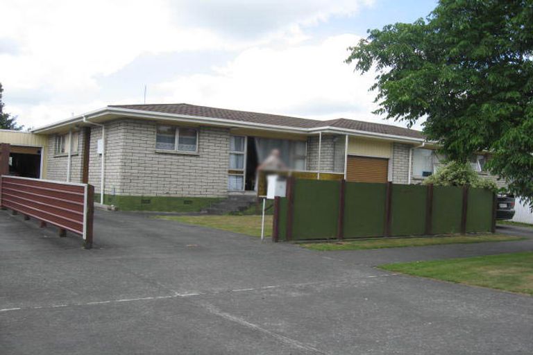 Photo of property in Elizabeth Flats, 7a Queen Street, Feilding, 4702