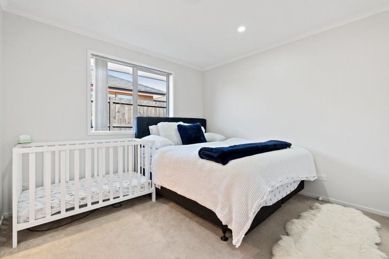 Photo of property in 4 Captain Mitchell Drive, Opaheke, Papakura, 2113