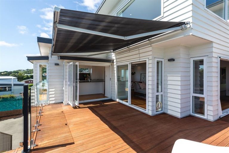 Photo of property in 40 Belleview Terrace, Mount Pleasant, Christchurch, 8081