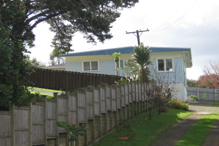 Photo of property in 19 Gorge Road, Maungaturoto, 0520