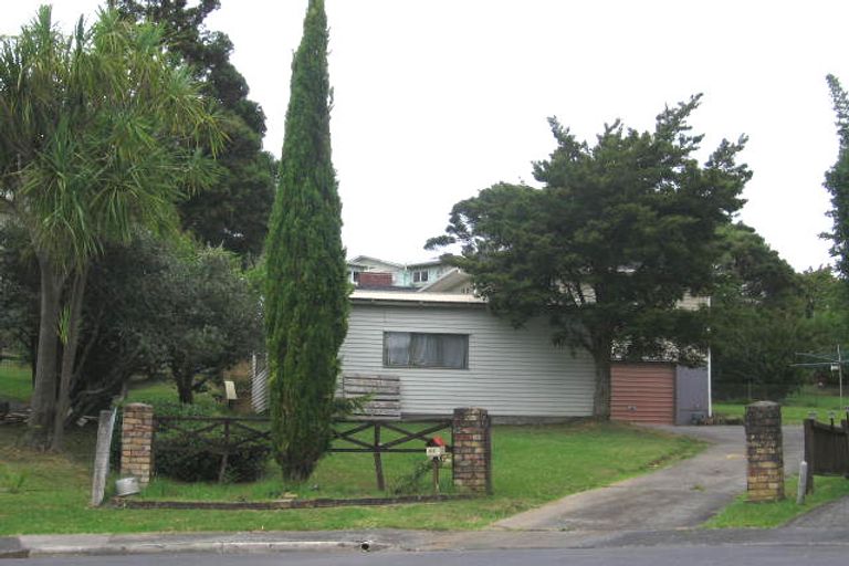Photo of property in 62 Saffron Street, Birkdale, Auckland, 0626