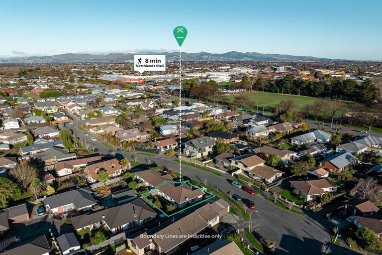 Photo of property in 18 Sawtell Place, Northcote, Christchurch, 8052