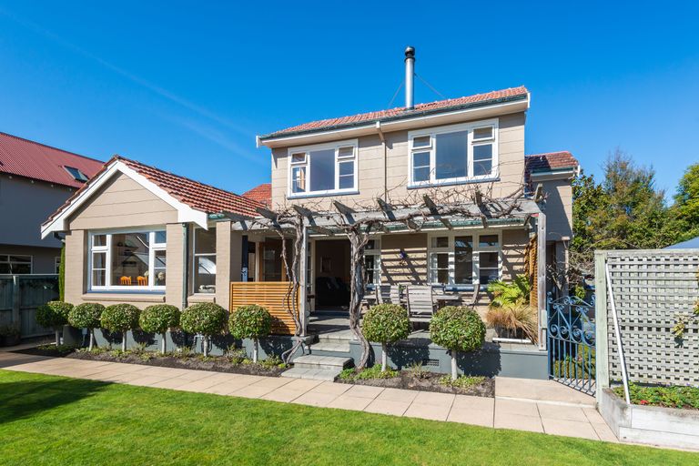 Photo of property in 22b Browns Road, St Albans, Christchurch, 8014