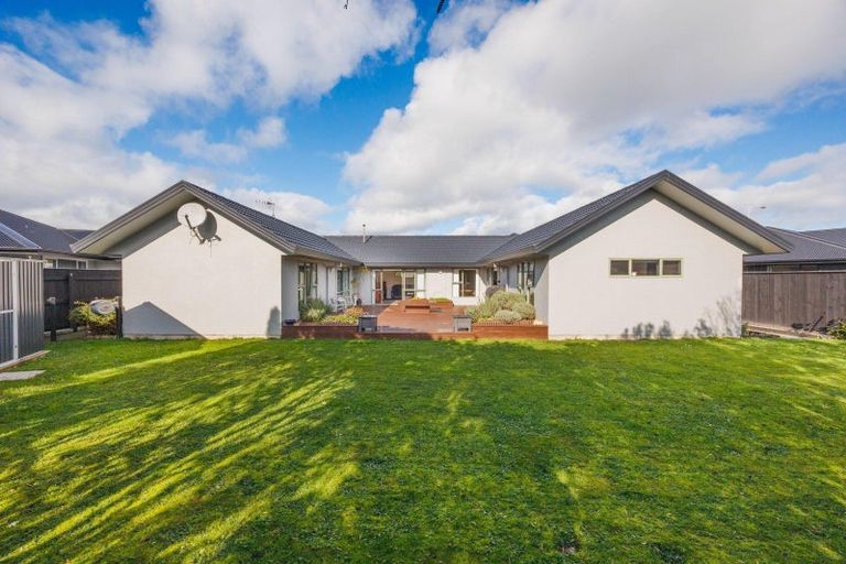 Photo of property in 82 James Line, Kelvin Grove, Palmerston North, 4414