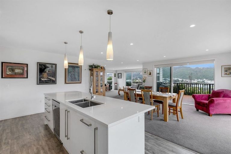 Photo of property in 112 John Burke Drive, Aotea, Porirua, 5024