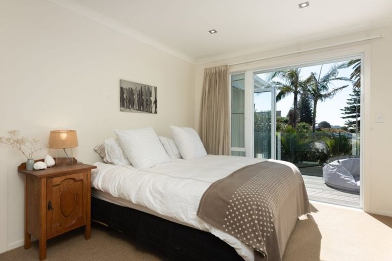 Photo of property in 96 Marine Parade, Mount Maunganui, 3116