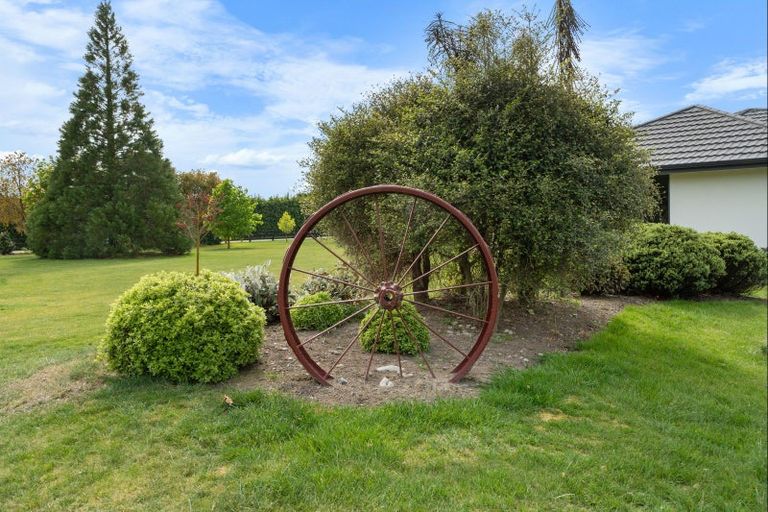 Photo of property in 39 Kimberley Road, Darfield, 7510