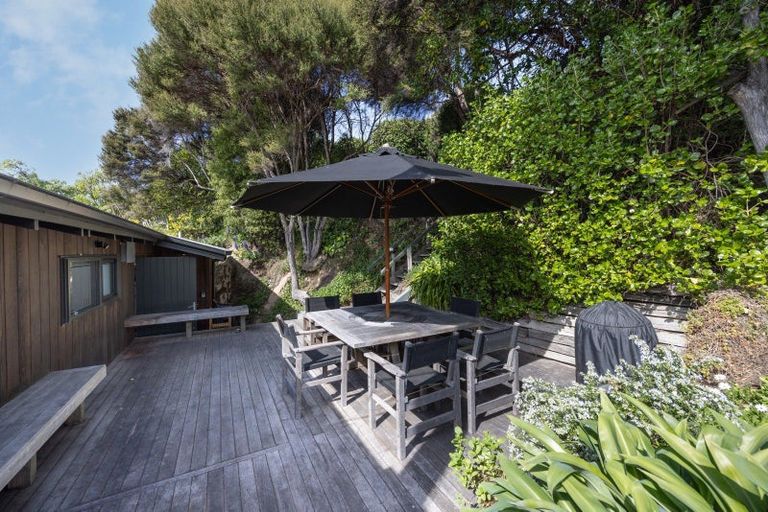 Photo of property in 6b Kotare Lane, Takamatua, 7581