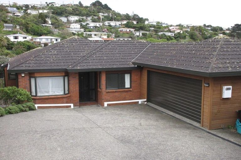 Photo of property in 6/15 Glanmire Road, Newlands, Wellington, 6037