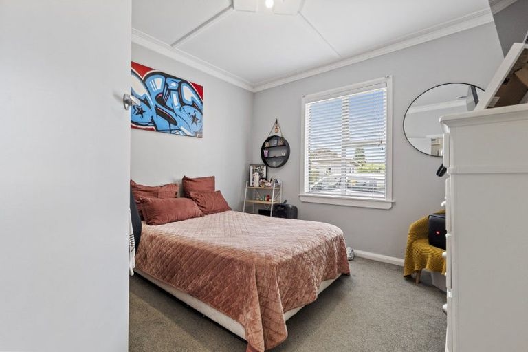 Photo of property in 6 Aratapu Street, Waitara, 4320