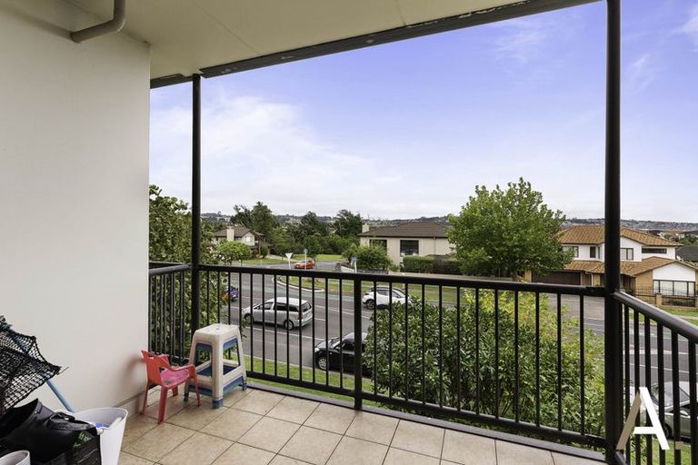 Photo of property in 25/124 Stancombe Road, Flat Bush, Auckland, 2016