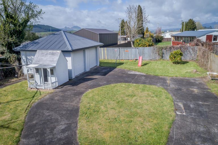 Photo of property in 17 Manuka Terrace, Mangakino, 3421