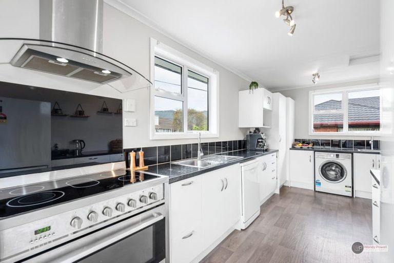 Photo of property in 2a Mcbain Grove, Avalon, Lower Hutt, 5011