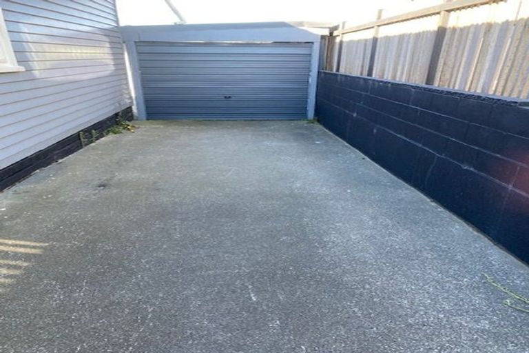 Photo of property in 237 The Esplanade, Petone, Lower Hutt, 5012