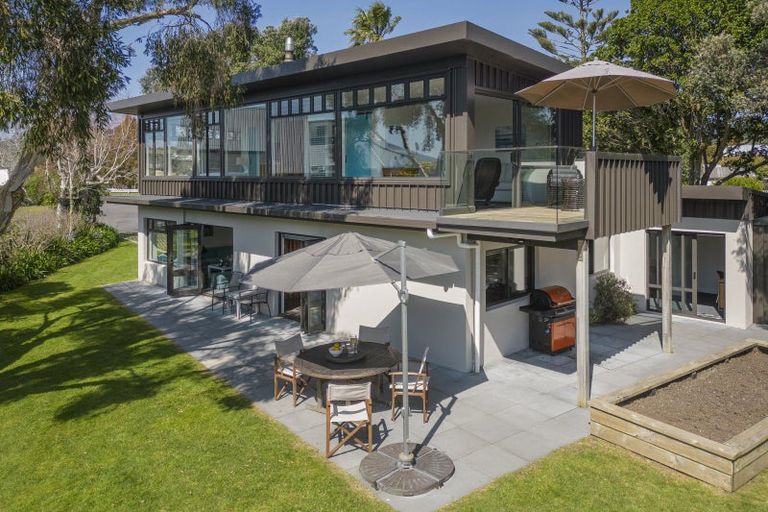 Photo of property in 6 Endeavour Place, Cooks Beach, Whitianga, 3591