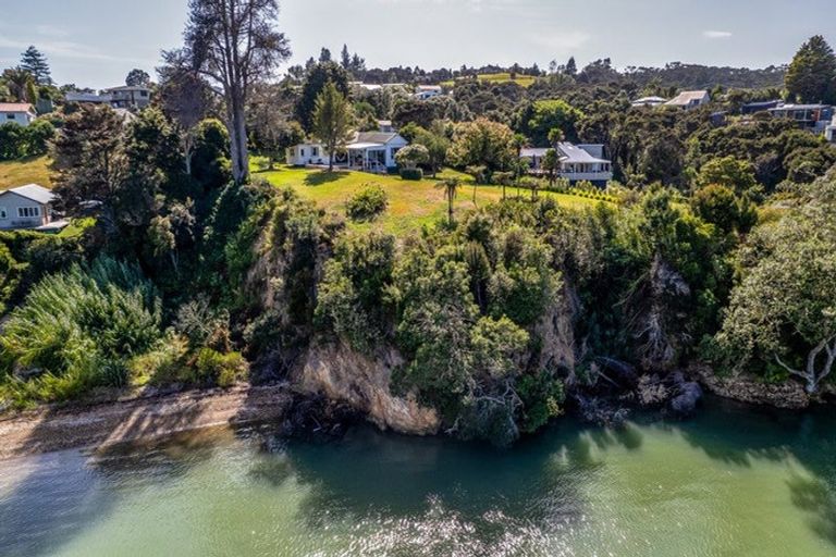 Photo of property in 6 Tirairaka Terrace, Okiato, Russell, 0272