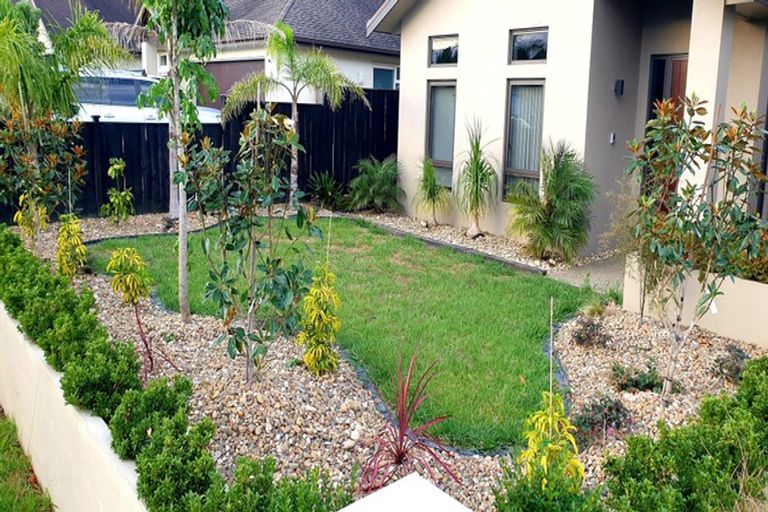Photo of property in 13 Paso Fino Crescent, Karaka, Papakura, 2113