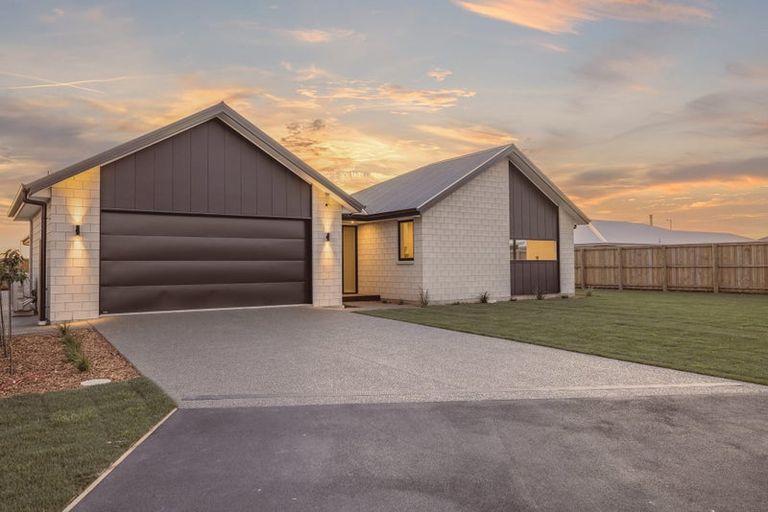 Photo of property in 10 Harrison Drive, Rolleston, 7614