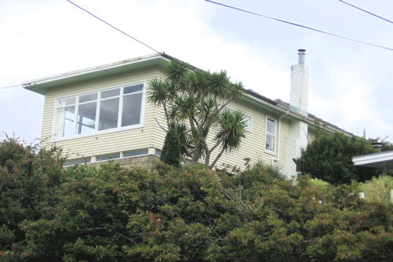 Photo of property in 43 Silverstream Road, Crofton Downs, Wellington, 6035