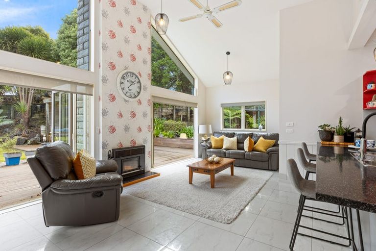 Photo of property in 247 Paremoremo Road, Lucas Heights, Auckland, 0632