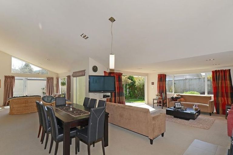 Photo of property in 6 Pempsey Street, Silverstream, Upper Hutt, 5019