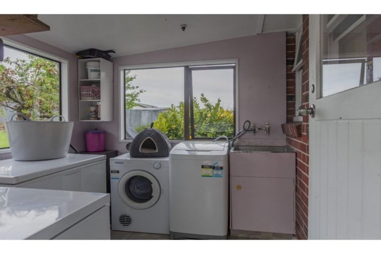 Photo of property in 43 Canada Street, Watlington, Timaru, 7910