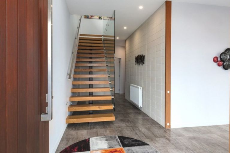 Photo of property in 131 Endeavour Drive, Whitby, Porirua, 5024