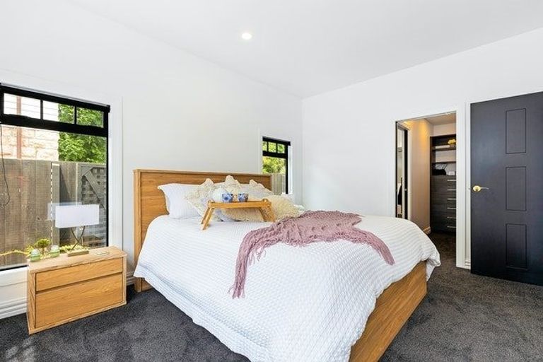 Photo of property in 36 Kahu Road, Fendalton, Christchurch, 8041