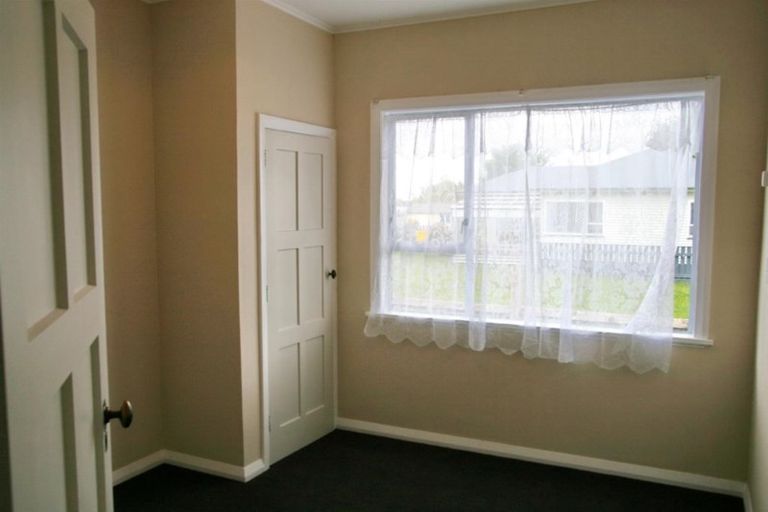 Photo of property in 35 Achilles Street, Stratford, 4332