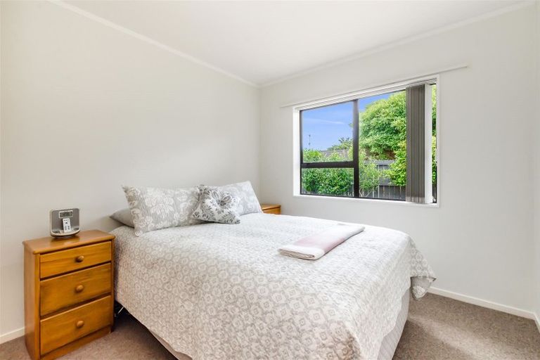 Photo of property in 35 Ngaio Road, Waikanae, 5036