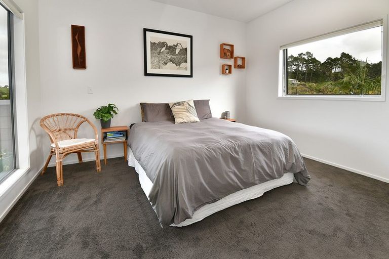 Photo of property in 76 Solan Drive, Waimauku, 0812