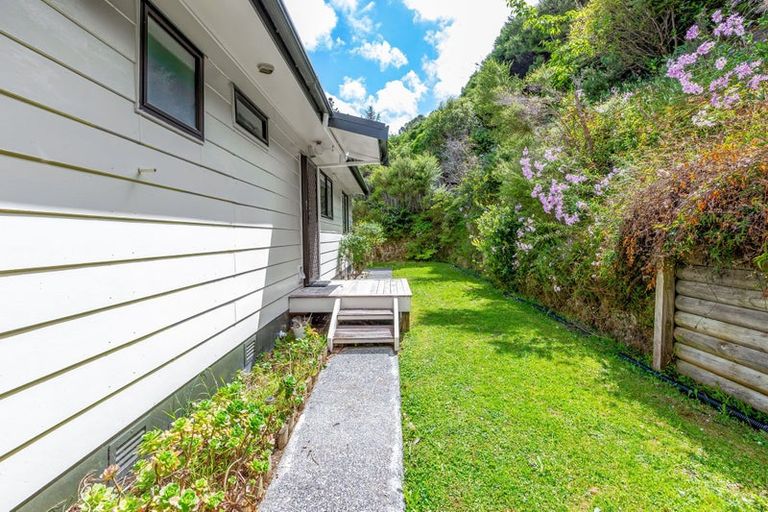 Photo of property in 25 Postgate Drive, Whitby, Porirua, 5024