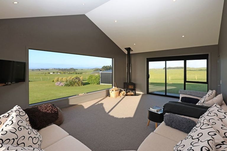 Photo of property in 55 Gardiners Road, Awamoa, Oamaru, 9495