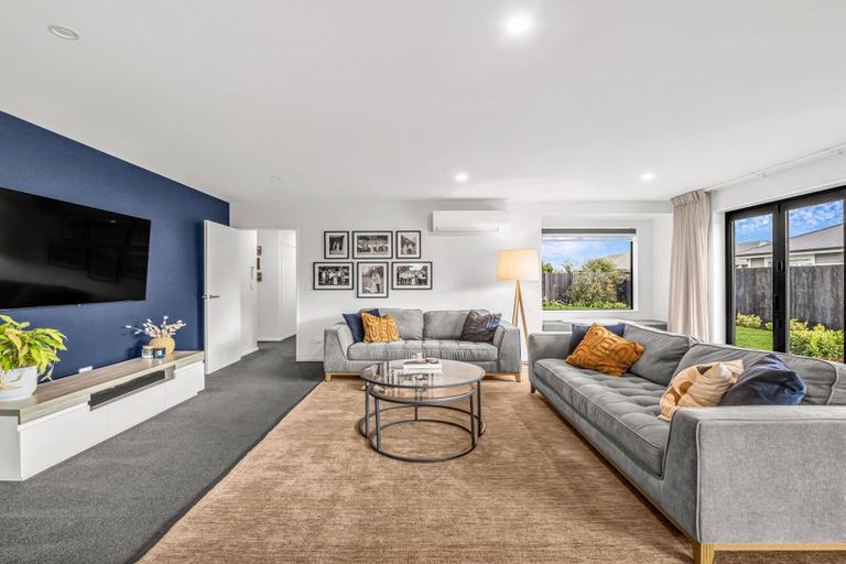 Photo of property in 102 Petries Road, Woodend, 7610