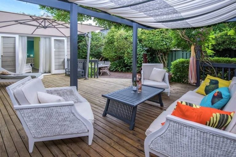 Photo of property in 17 Maugham Drive, Bucklands Beach, Auckland, 2014