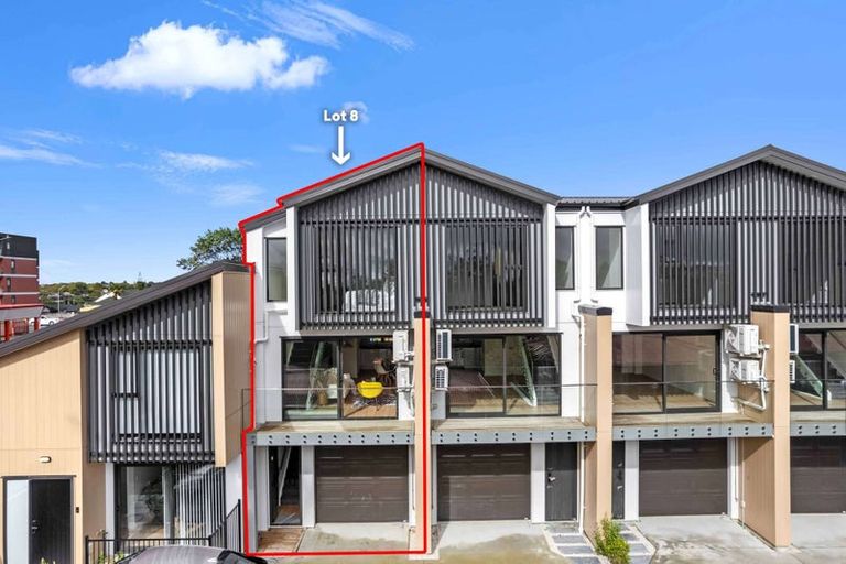 Photo of property in 8/1 Waters Place, New Lynn, Auckland, 0600