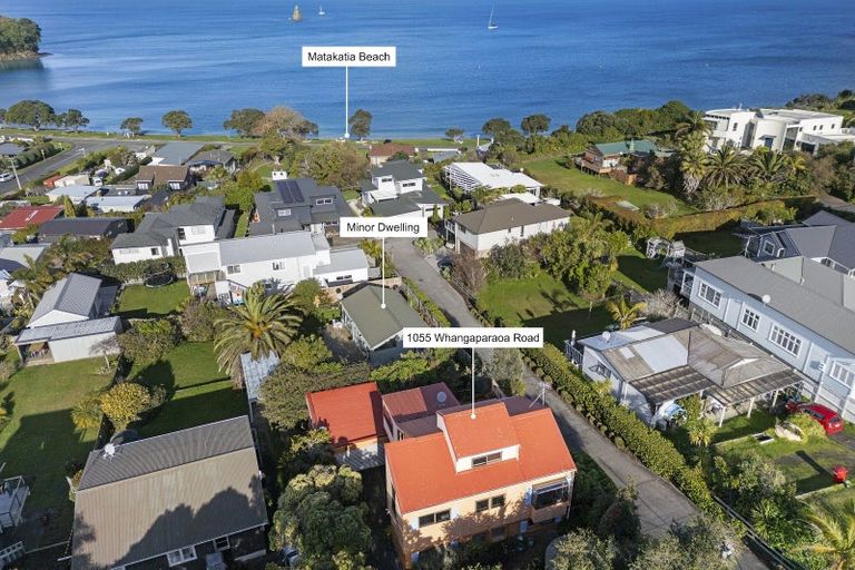 Photo of property in 1055 Whangaparaoa Road, Tindalls Beach, Whangaparaoa, 0930