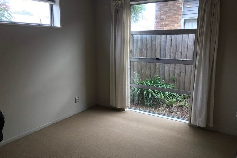 Photo of property in 47 Lyndon Street, Riccarton, Christchurch, 8041
